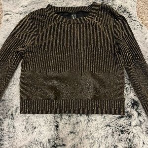 Windsor gold and black crop top